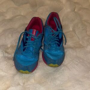 Reebok Blue and Pink Athletic Shoes for Performance